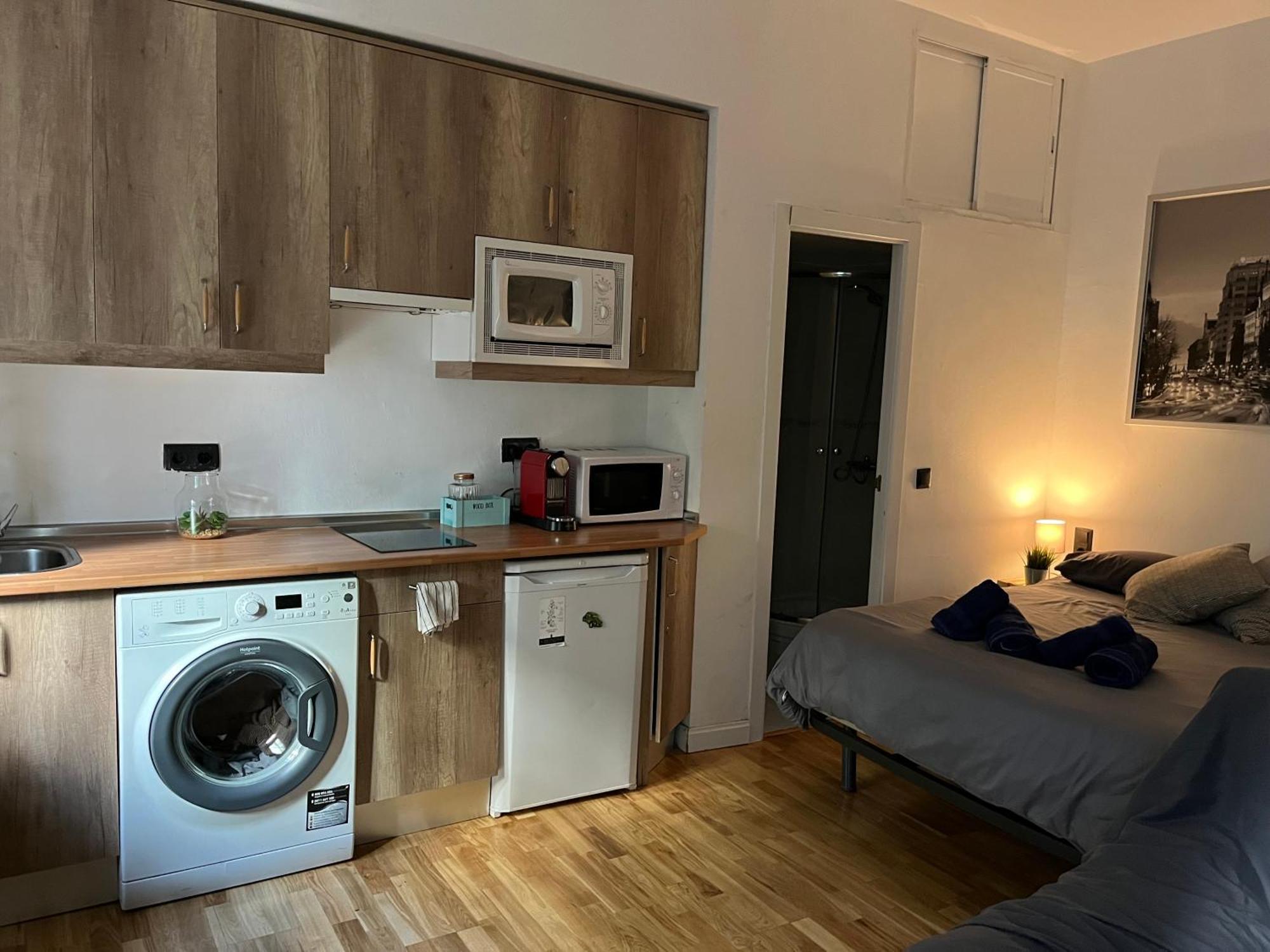 La Latina Apartment Madrid Exterior photo